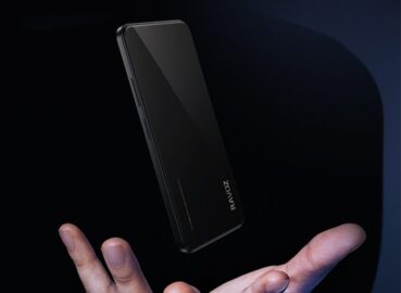 The Rise of Discreet Defender: Non-Camera Non-GPS Smartphone